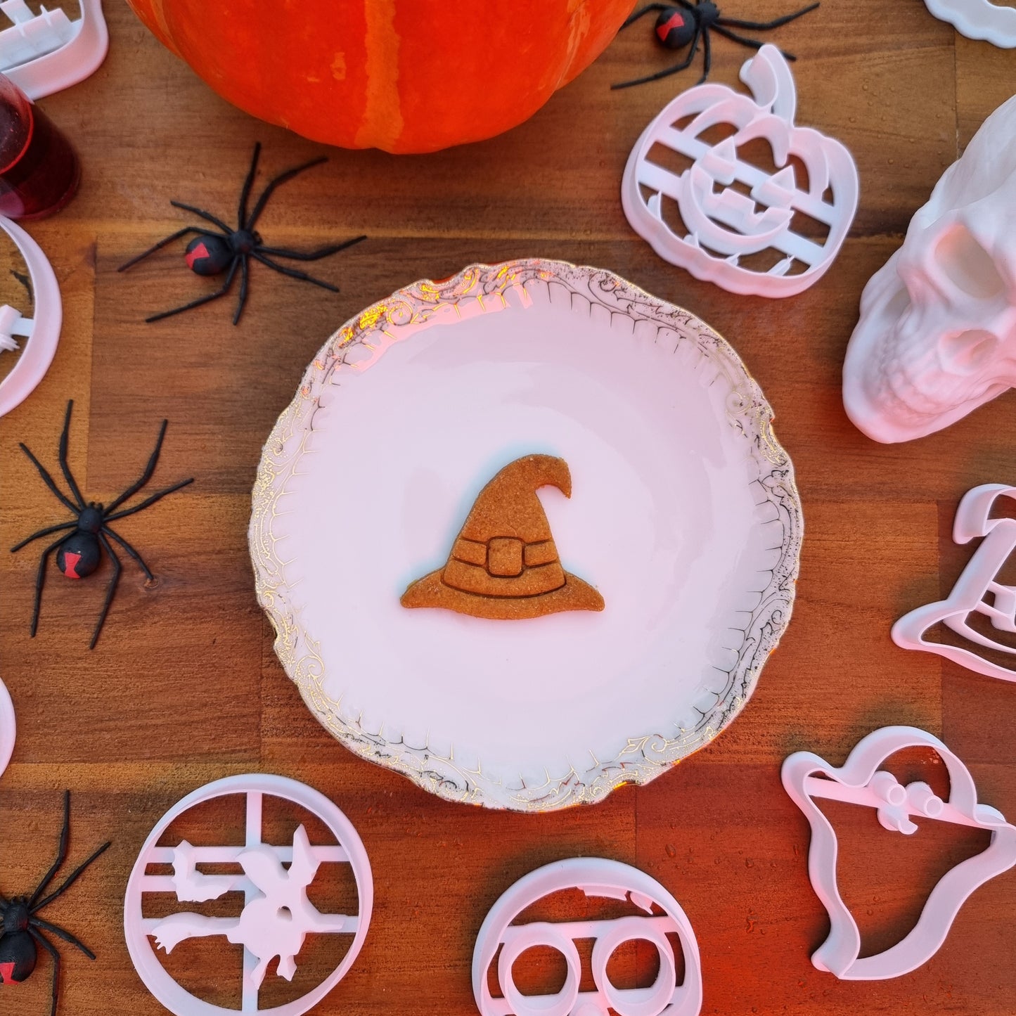 Čarodějnický klobouk | Halloweenské vykrajovátko - Baker's Paradise